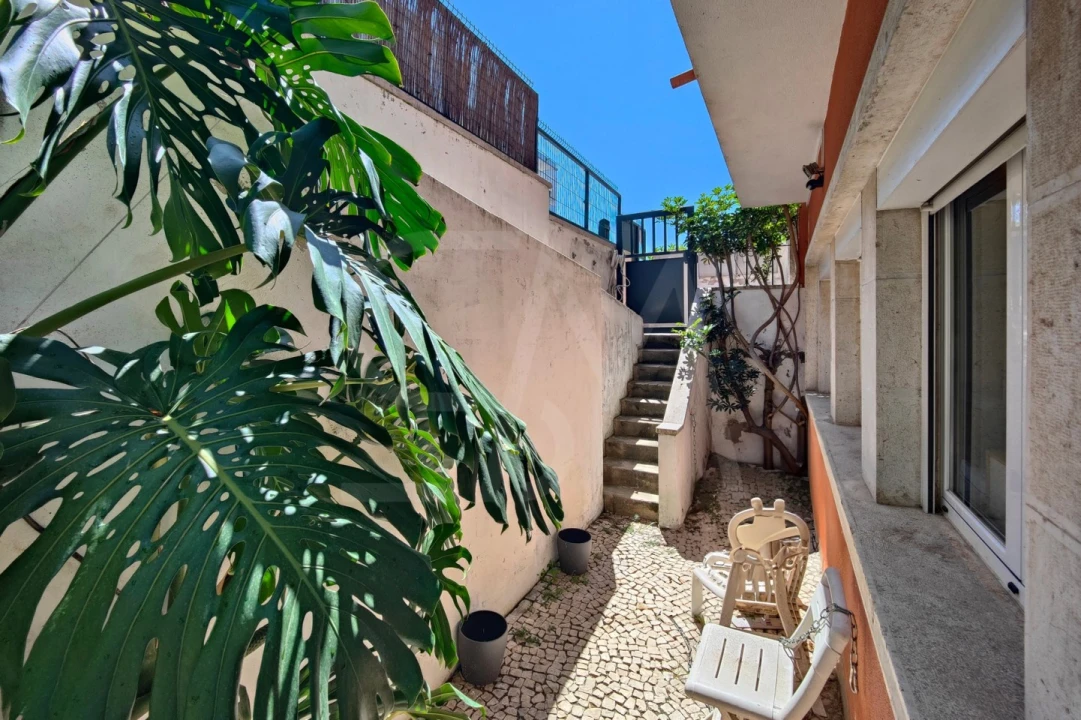 Moradia T4 para Venda em Algés, Linda-A-Velha e Cruz Quebrada-Dafundo Foto 46