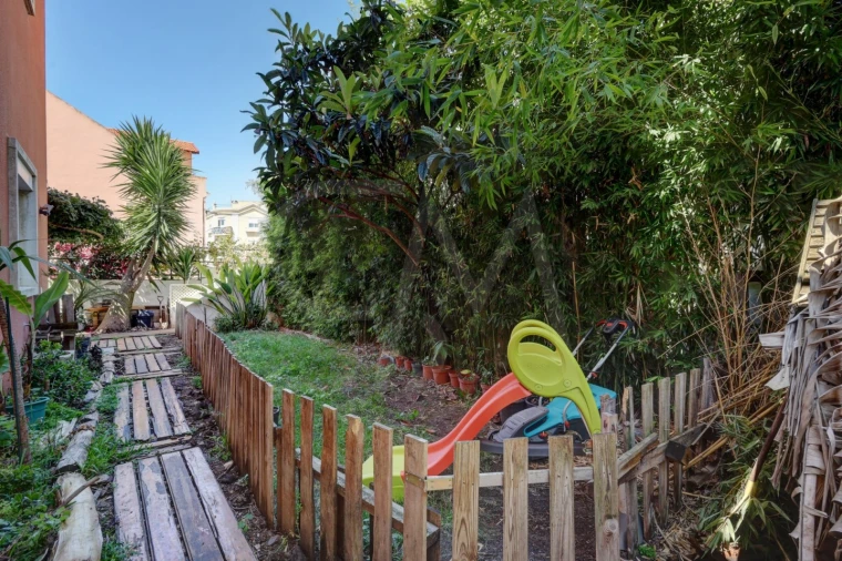 Moradia T4 para Venda em Algés, Linda-A-Velha e Cruz Quebrada-Dafundo Foto 40