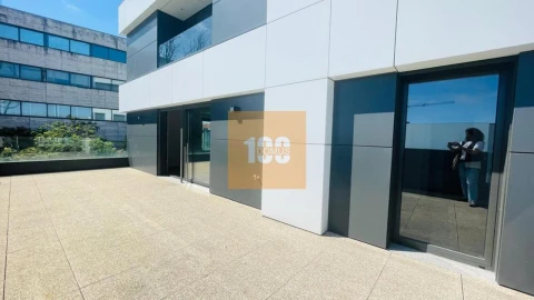 Apartamento T3 para Venda em Cedofeita, Santo Ildefonso, Sé, Miragaia, São Nicolau e Vitória
