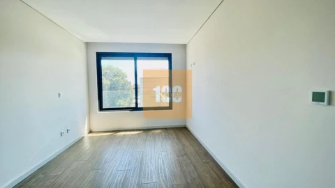 Apartamento T3 para Venda em Cedofeita, Santo Ildefonso, Sé, Miragaia, São Nicolau e Vitória