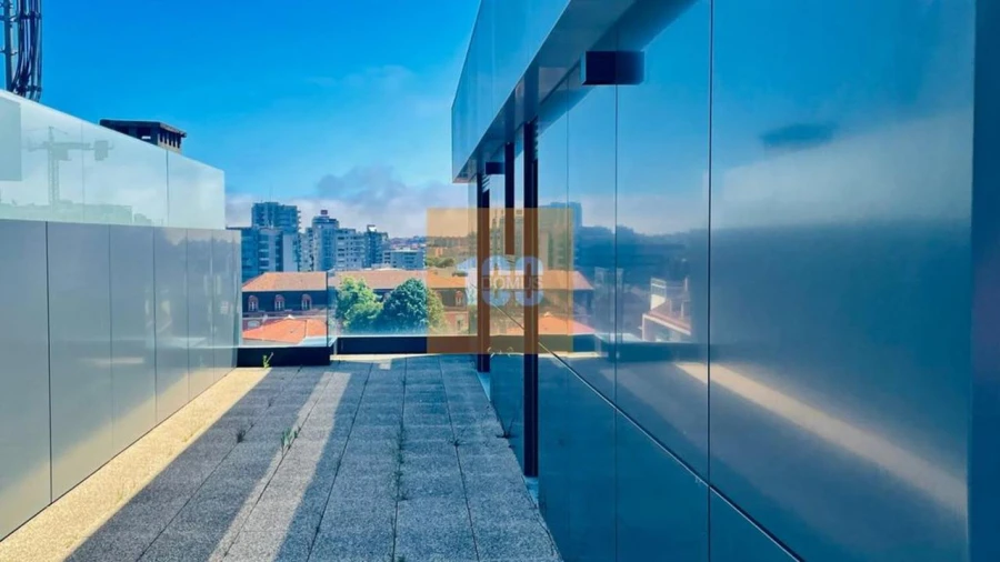 Apartamento T4 para Venda em Cedofeita, Santo Ildefonso, Sé, Miragaia, São Nicolau e Vitória Foto 3
