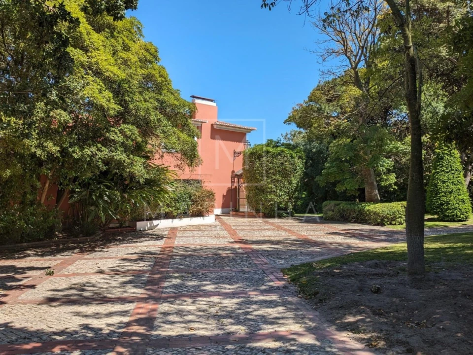 Moradia T6 para Venda em Cascais e Estoril Foto 5