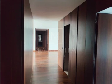 Apartamento T4 para Venda em Belém
