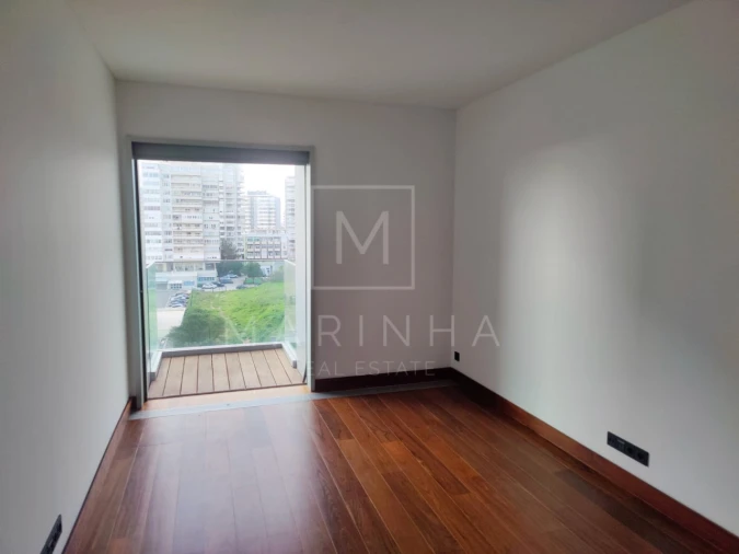 Apartamento T4 para Venda em Belém Foto 7