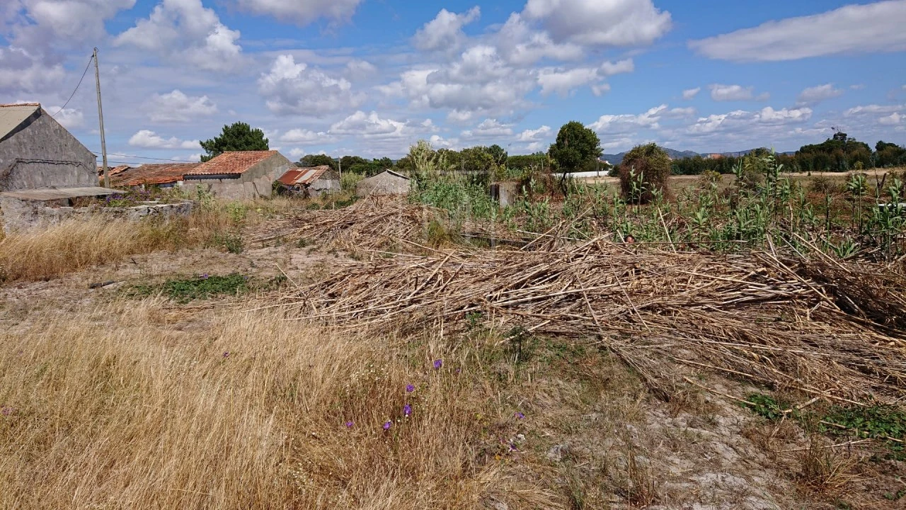 Terreno Misto para Venda em Vila Nova de Milfontes Foto 49