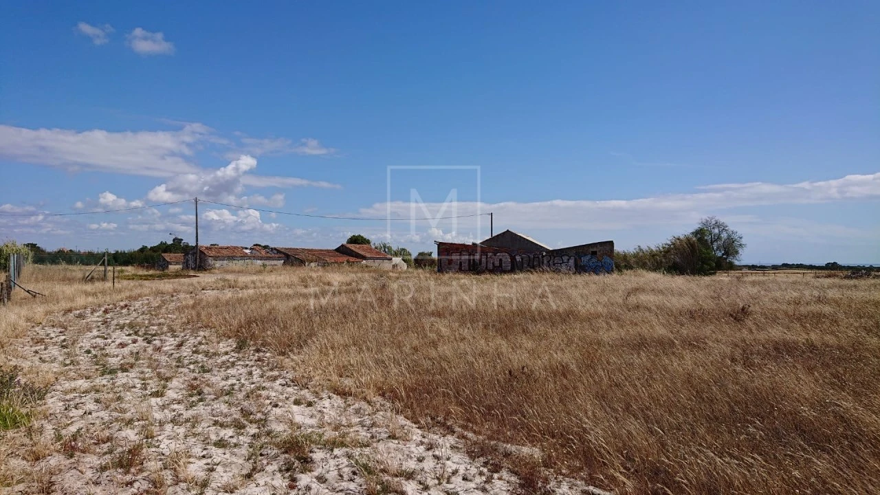 Terreno Misto para Venda em Vila Nova de Milfontes Foto 51