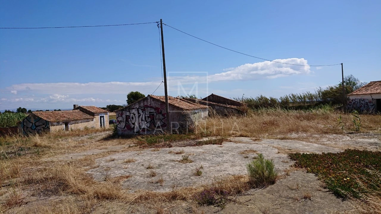 Terreno Misto para Venda em Vila Nova de Milfontes Foto 52