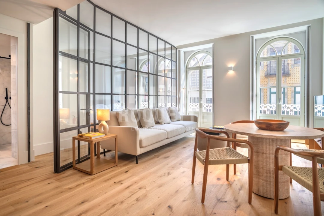 Apartamento T2 para Venda em Aldoar, Foz do Douro e Nevogilde Foto 1