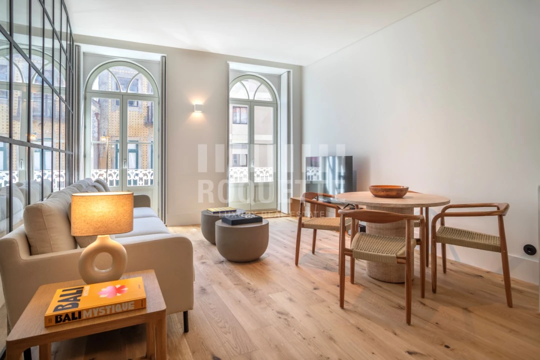 Apartamento T2 para Venda em Aldoar, Foz do Douro e Nevogilde Foto 2