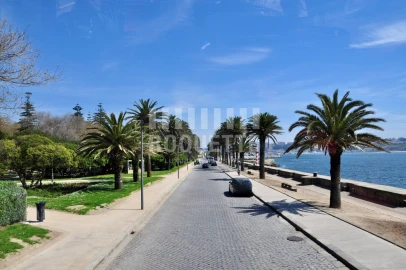 Apartamento T2 para Venda em Aldoar, Foz do Douro e Nevogilde
