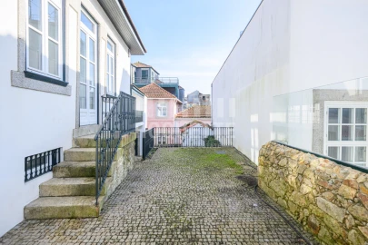 Moradia T5 para Venda em Aldoar, Foz do Douro e Nevogilde