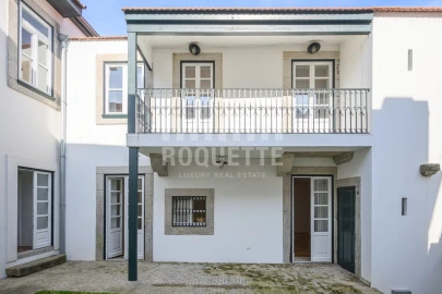 Moradia T5 para Venda em Aldoar, Foz do Douro e Nevogilde