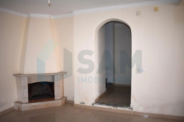 Moradia T4 para Venda em Maxial e Monte Redondo Foto 24