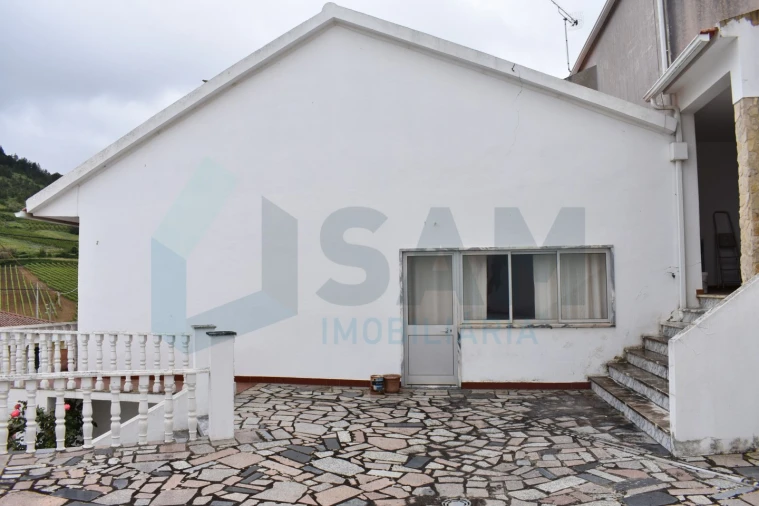 Moradia T4 para Venda em Maxial e Monte Redondo Foto 6