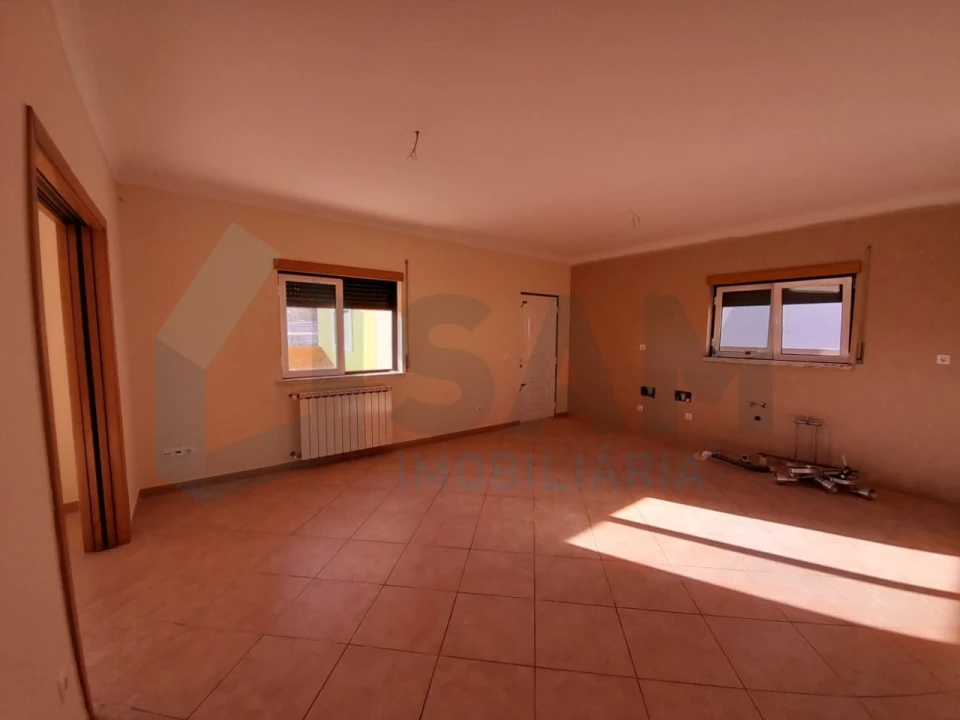 Moradia T3 para Venda em Cadaval e Pêro Moniz Foto 14