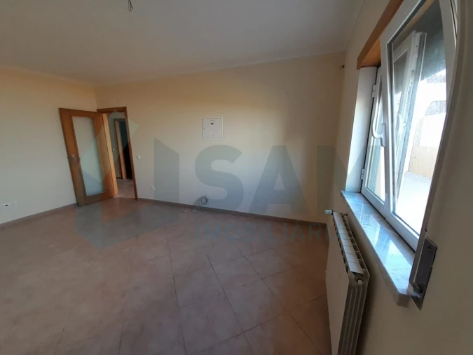 Moradia T3 para Venda em Cadaval e Pêro Moniz Foto 11