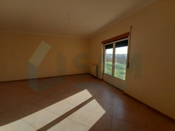 Moradia T3 para Venda em Cadaval e Pêro Moniz Foto 16