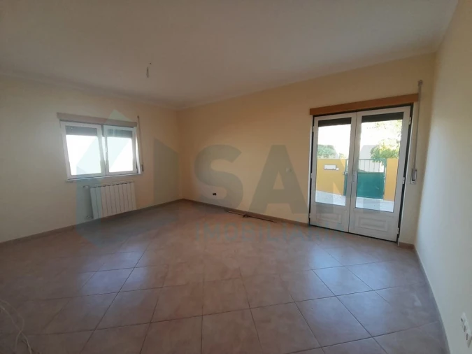 Moradia T3 para Venda em Cadaval e Pêro Moniz Foto 26