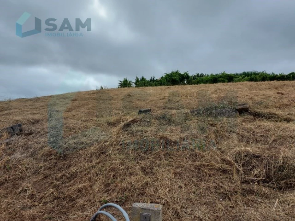 Terreno para Venda em A dos Cunhados e Maceira Foto 1