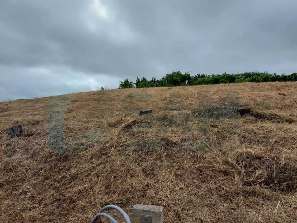 Terreno para Venda em A dos Cunhados e Maceira Foto 1