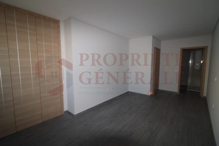 Apartamento T4 para Venda em São Brás de Alportel Foto 26