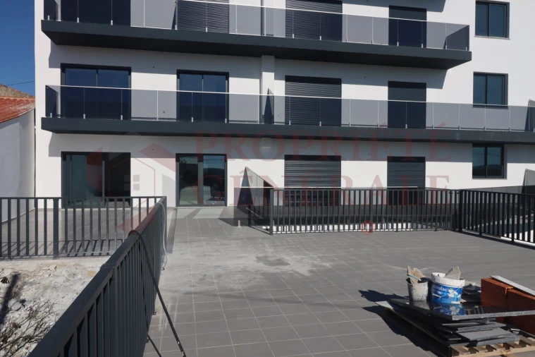 Apartamento T4 para Venda em São Brás de Alportel Foto 40