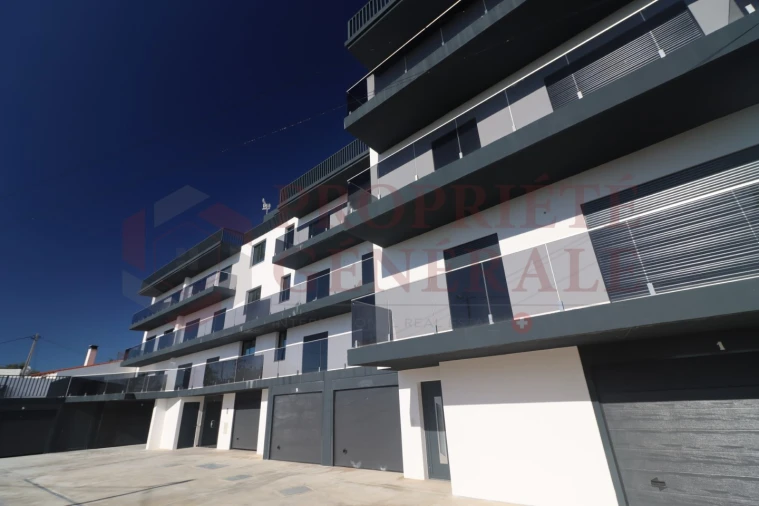 Apartamento T4 para Venda em São Brás de Alportel Foto 36