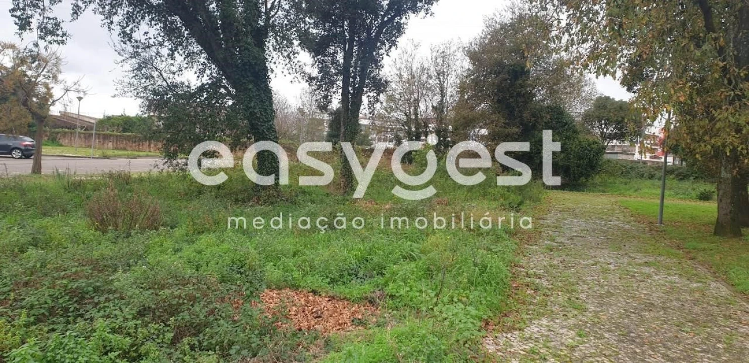 Terreno para Venda em Albergaria-A-Velha e Valmaior Foto 1