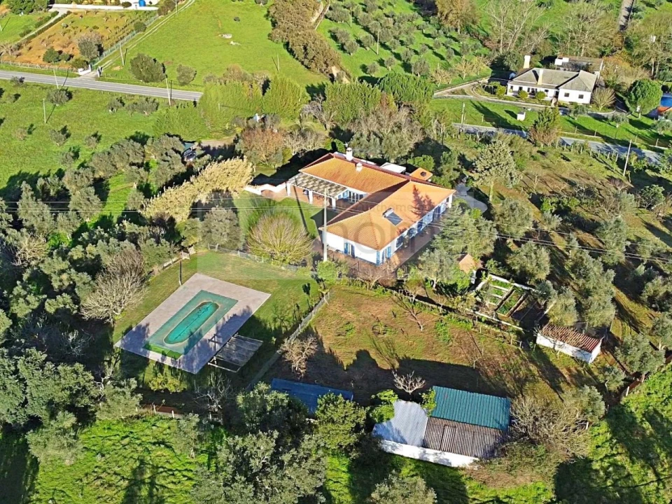 Quinta T7 para Venda em Nossa Senhora da Vila, Nossa Senhora do Bispo e Silveiras Foto 4