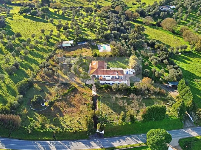 Quinta T7 para Venda em Nossa Senhora da Vila, Nossa Senhora do Bispo e Silveiras Foto 8