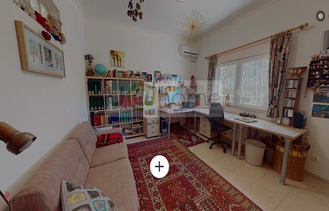 Quinta T4 para Venda em Santa Barbara de Nexe Foto 23