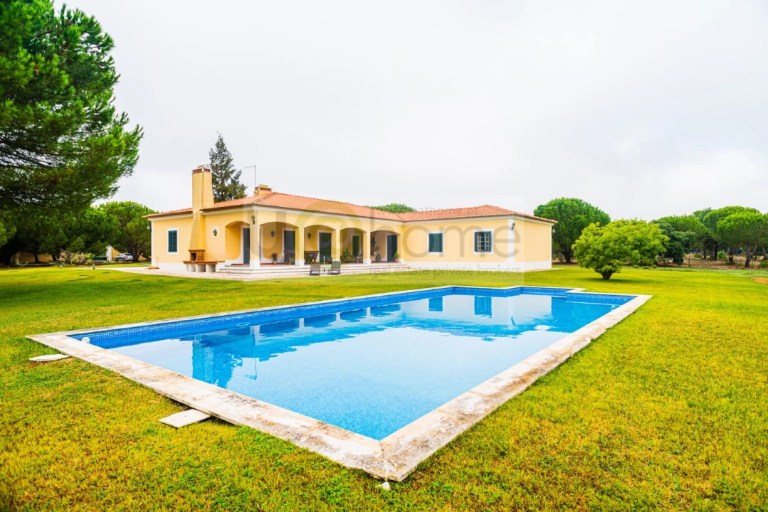 Quinta T4 para Venda em Santo Estêvão Foto 2