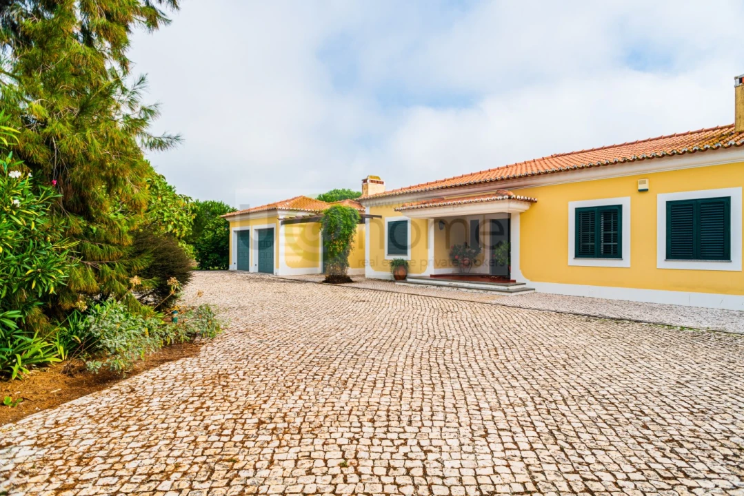 Quinta T4 para Venda em Santo Estêvão Foto 1