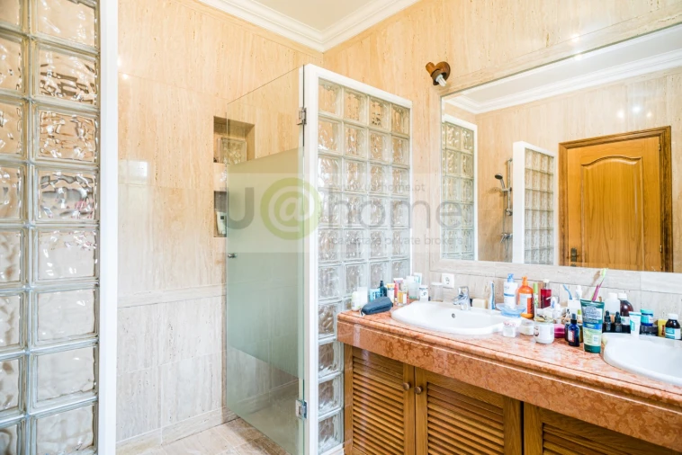 Quinta T4 para Venda em Santo Estêvão Foto 26