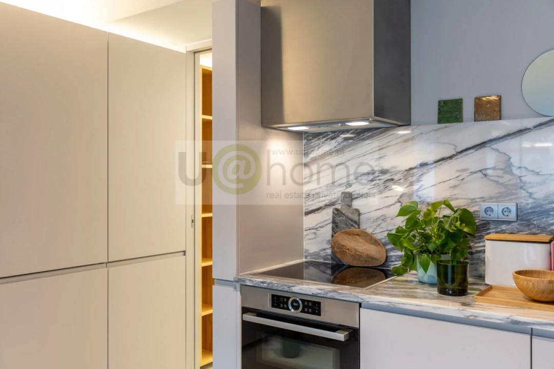 Apartamento T1 para Venda em Santo António Foto 4