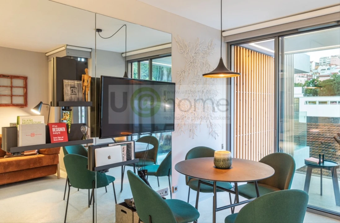 Apartamento T1 para Venda em Santo António Foto 8