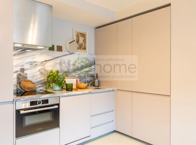 Apartamento T1 para Venda em Santo António Foto 6