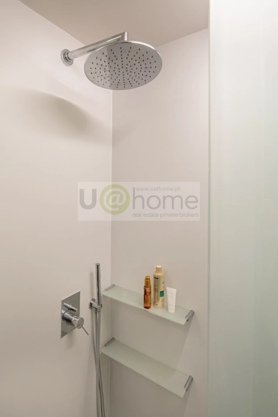 Apartamento T1 para Venda em Santo António Foto 24