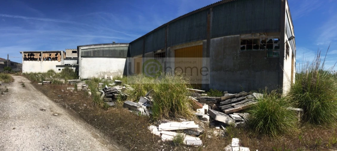 Terreno Comércio / Armazém para Venda em São João das Lampas e Terrugem Foto 4