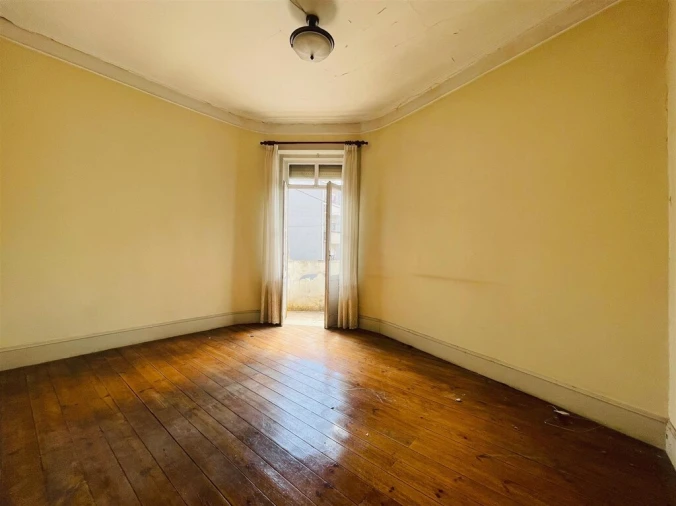 Moradia para Venda em Santo Antonio dos Olivais Foto 15