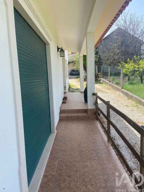 Moradia T3 para Venda em Coz, Alpedriz e Montes