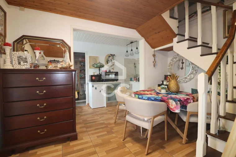 Moradia T5 para Venda em Sete Cidades Foto 7