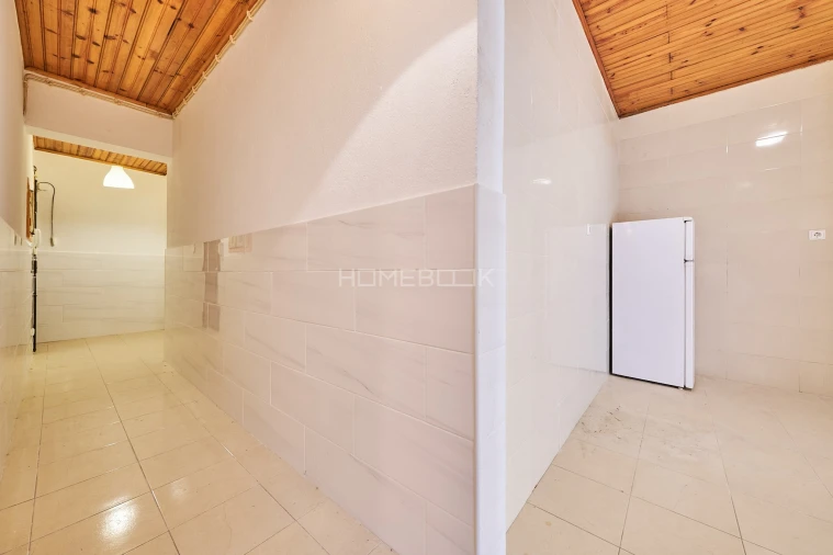 Apartamento T1 para Arrendamento em São Vicente Foto 3