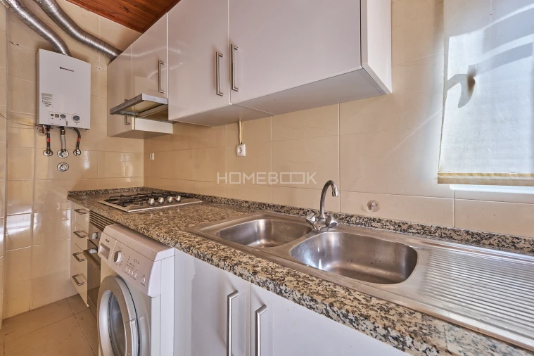 Apartamento T1 para Arrendamento em São Vicente Foto 7