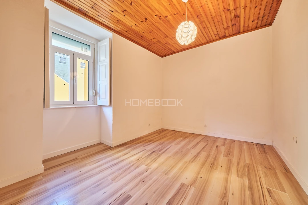 Apartamento T1 para Arrendamento em São Vicente Foto 2