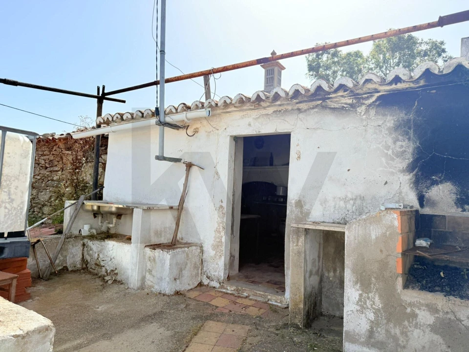 Moradia T1 para Venda em Martim Longo Foto 7