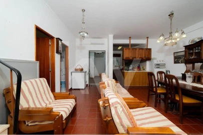 Moradia T5 para Venda em Vila Real de Santo Antonio