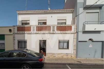 Moradia T5 para Venda em Vila Real de Santo Antonio
