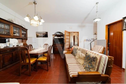 Moradia T5 para Venda em Vila Real de Santo Antonio