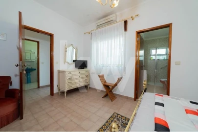Moradia T5 para Venda em Vila Real de Santo Antonio
